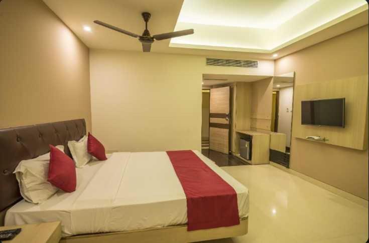Palette Hotel Nisarga By Sunday Bhopal Bagian luar foto