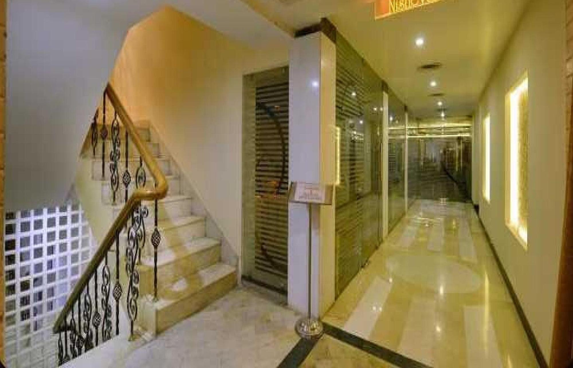 Palette Hotel Nisarga By Sunday Bhopal Bagian luar foto