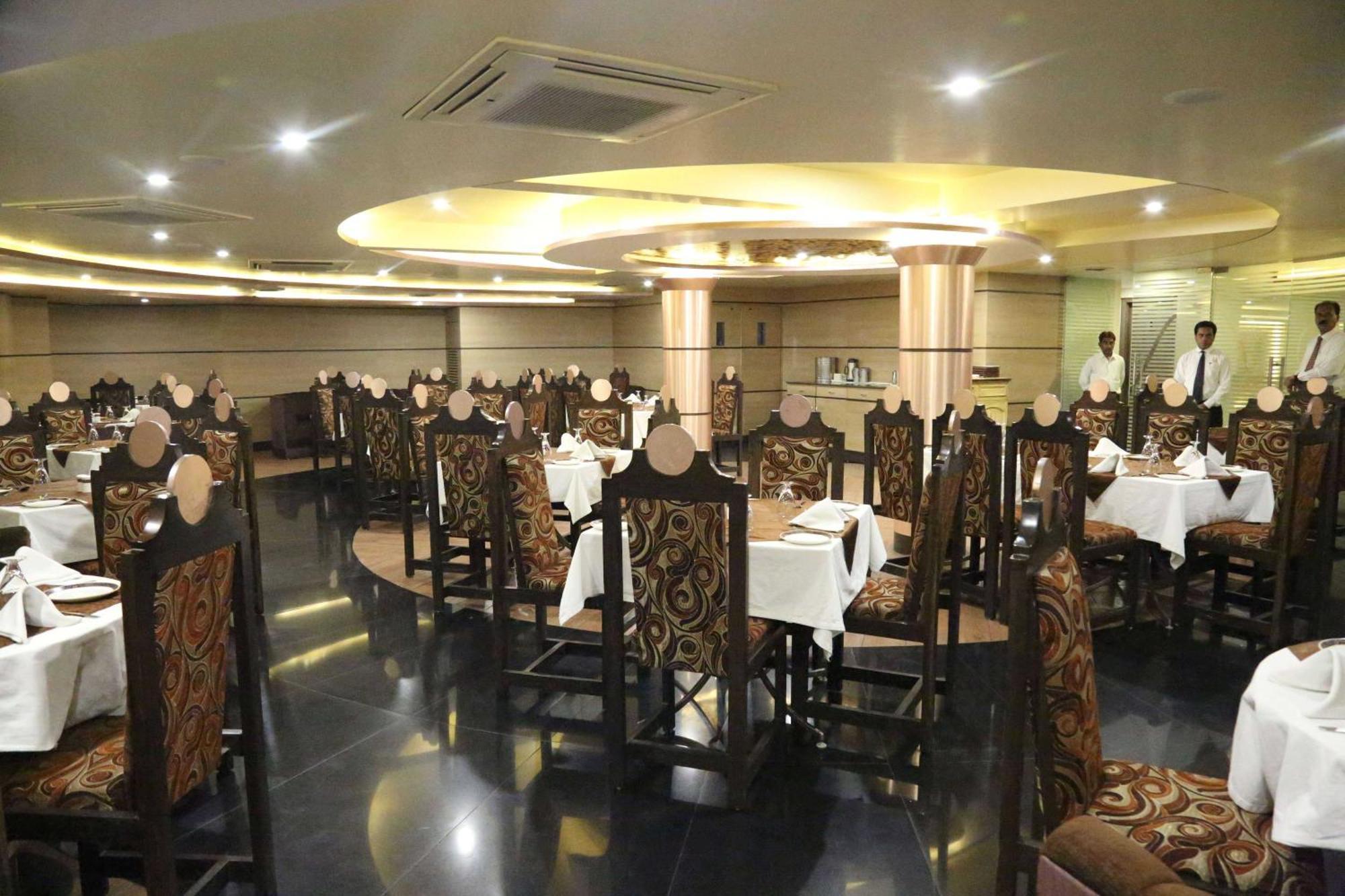 Palette Hotel Nisarga By Sunday Bhopal Bagian luar foto