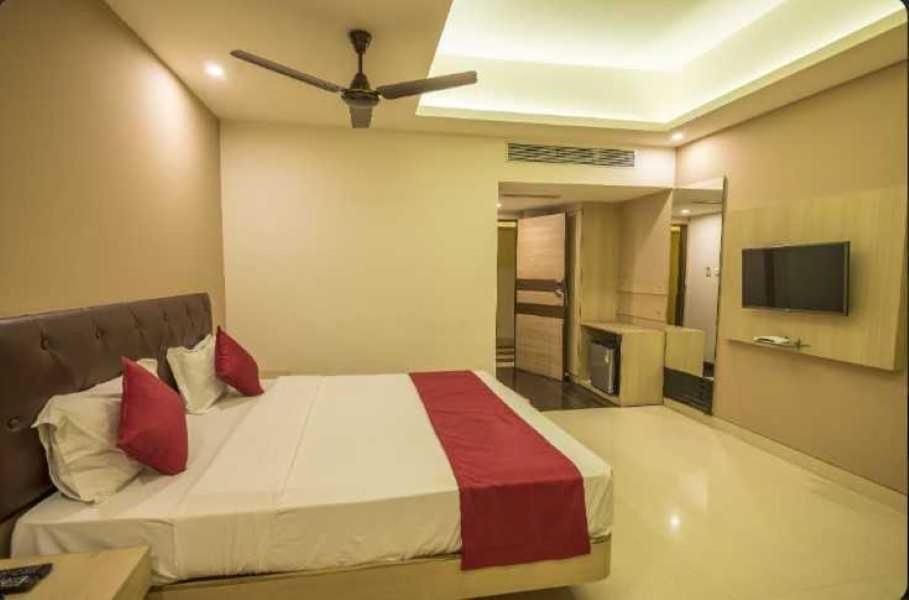 Palette Hotel Nisarga By Sunday Bhopal Bagian luar foto