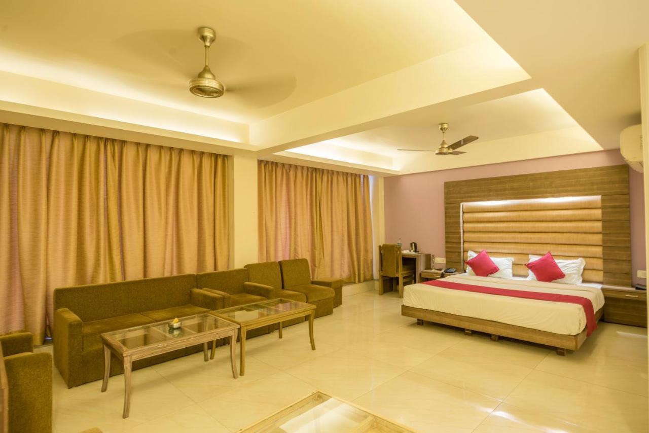 Palette Hotel Nisarga By Sunday Bhopal Bagian luar foto